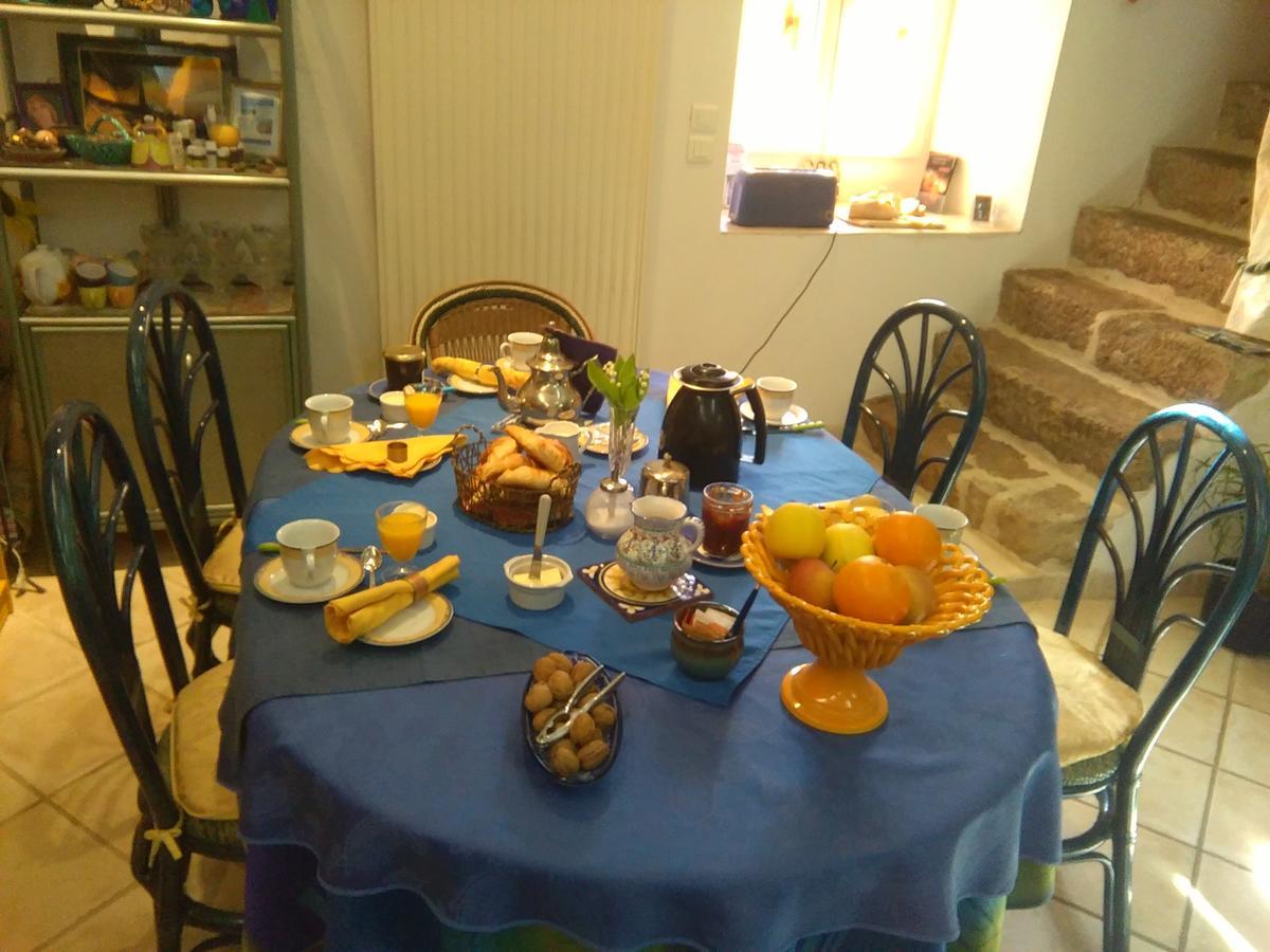 Moulin De Cornevis Bed And Breakfast Привас Екстериор снимка